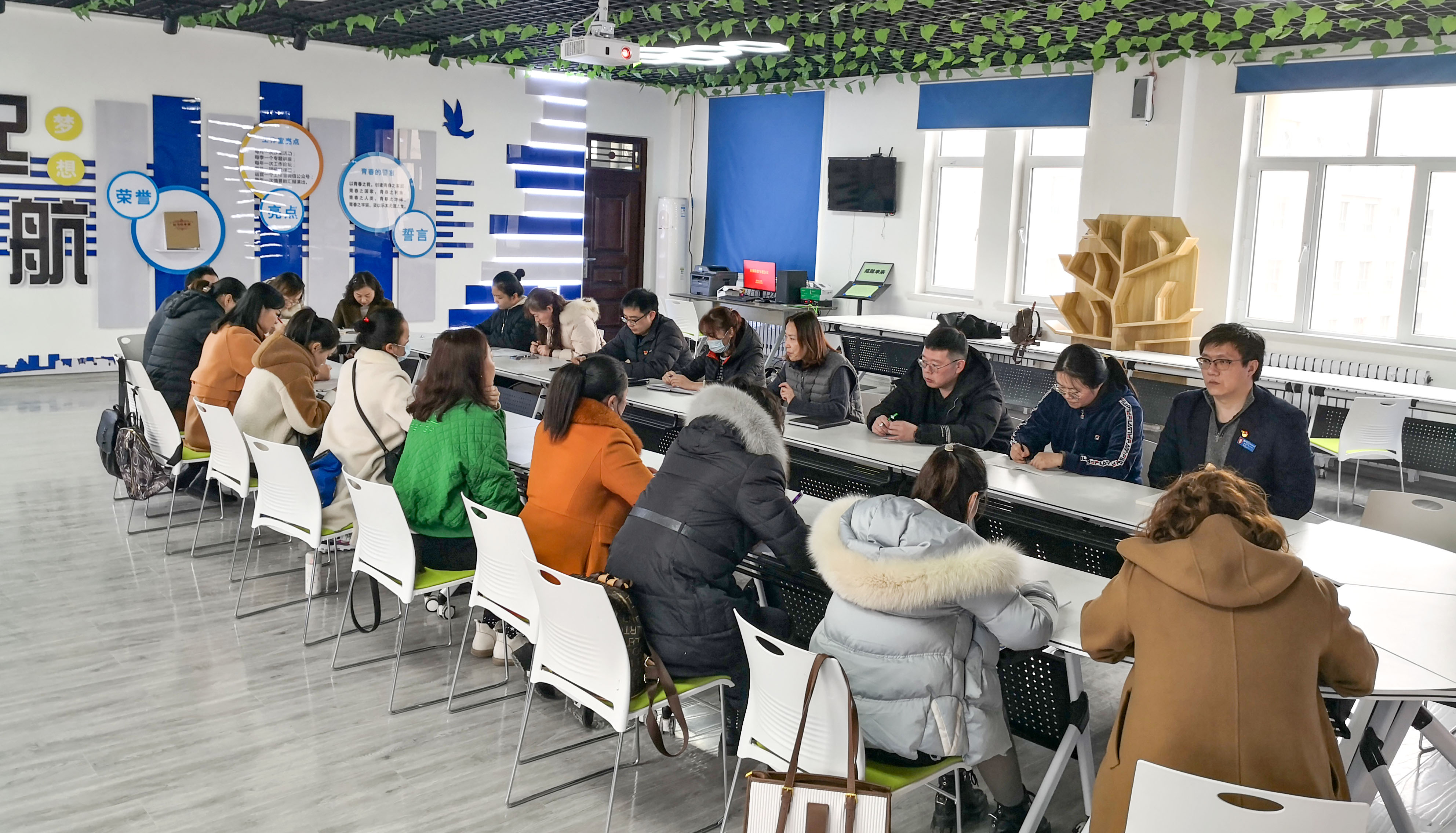 学院工会组织开展庆“三八” ——巾帼心向党·奋进新征程主题系列活动