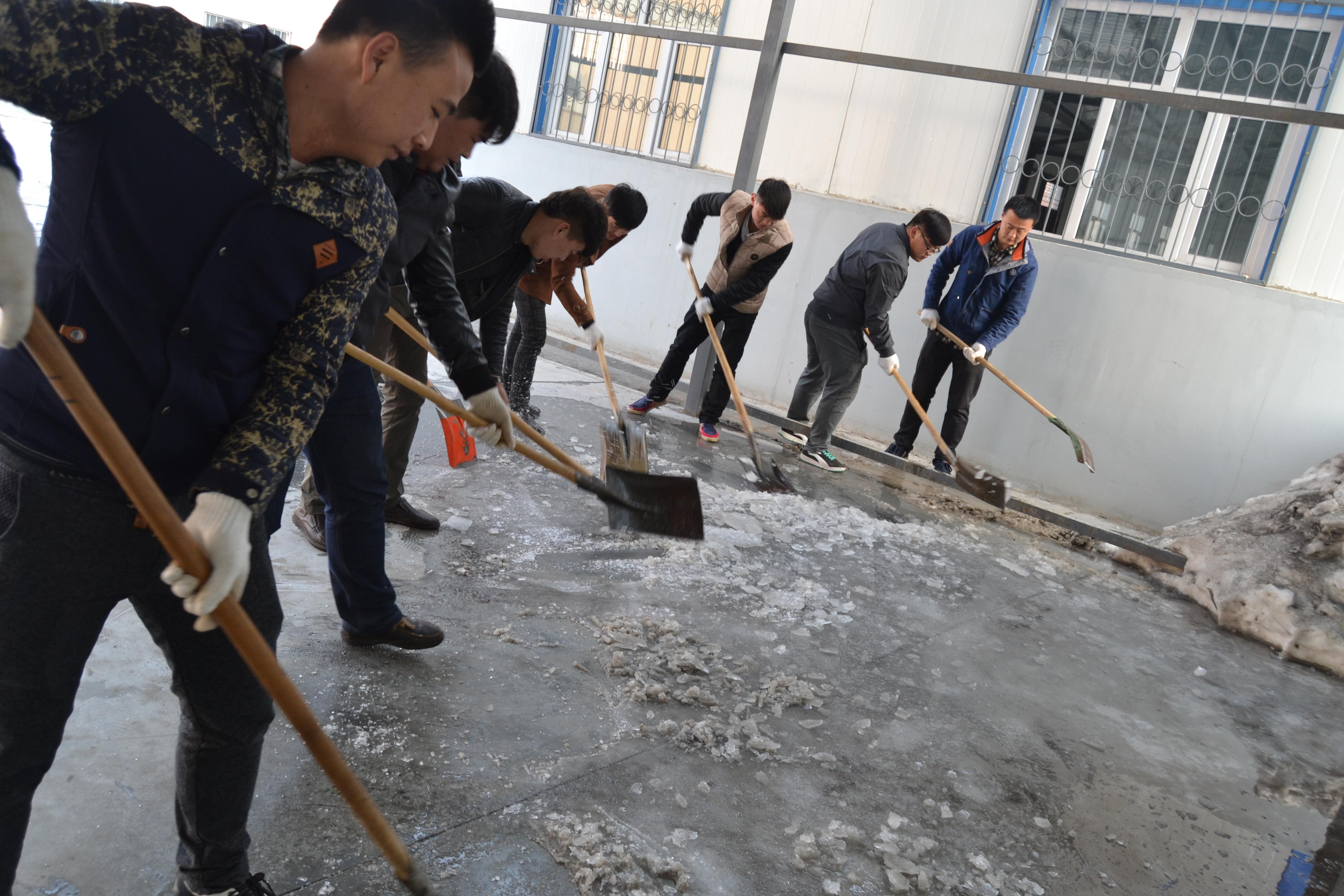 雷锋精神不朽，志愿精神永传