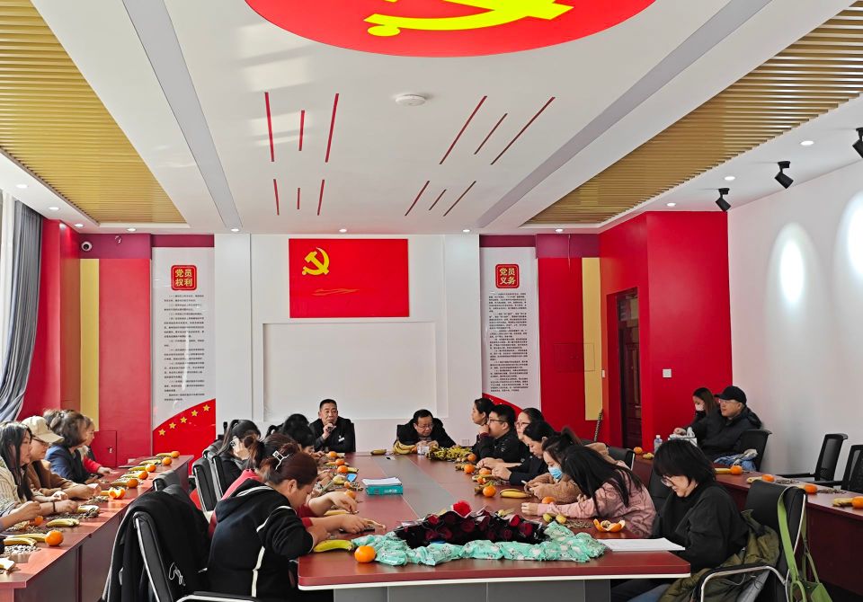 “跟党奋进新征程 巾帼建功新时代”——数字商贸学院开展庆祝“三八”国际妇女节主题活动