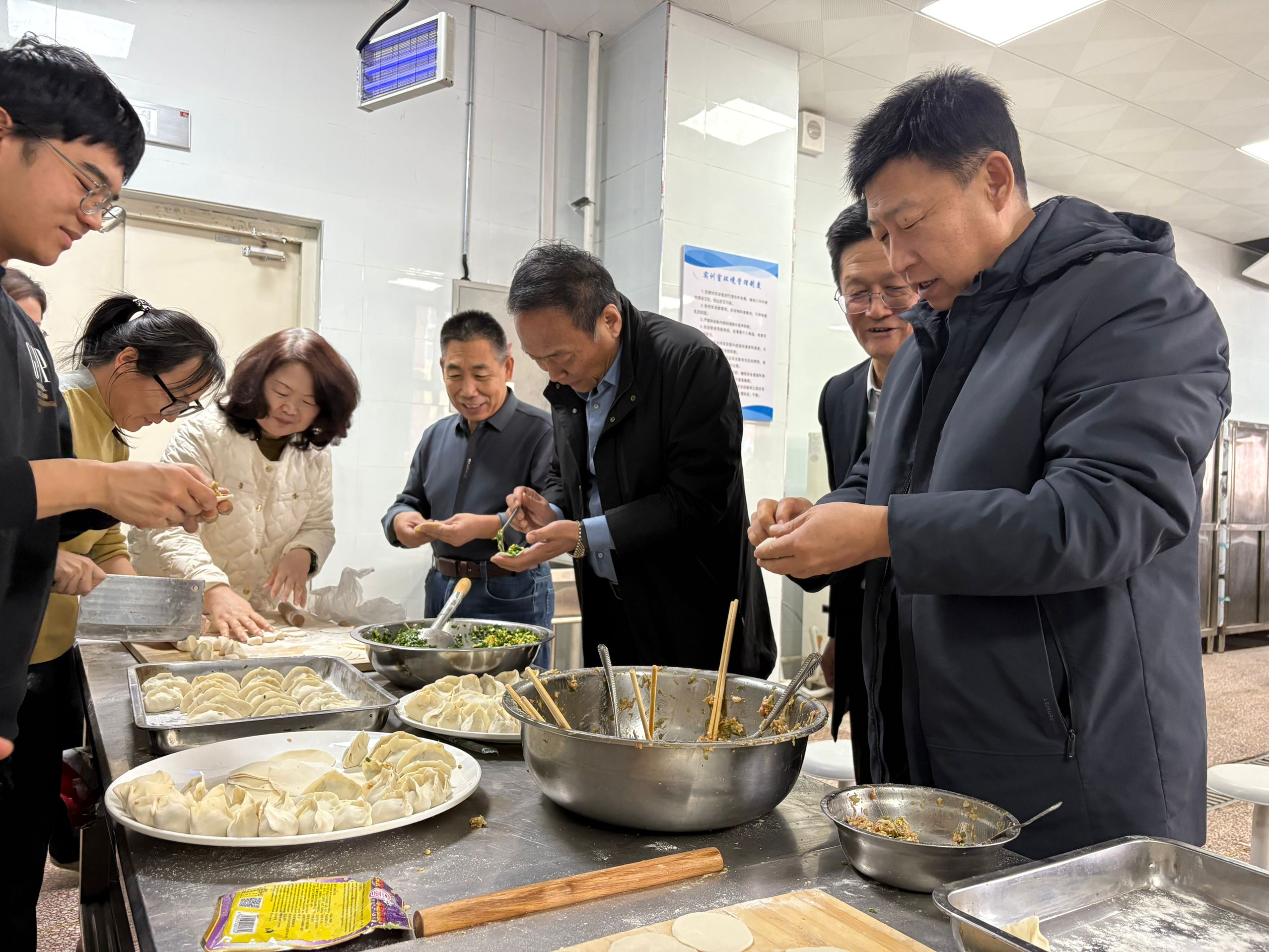 深化党建与工会工作融合——新疆石河子职业技术学院开展冬至主题活动