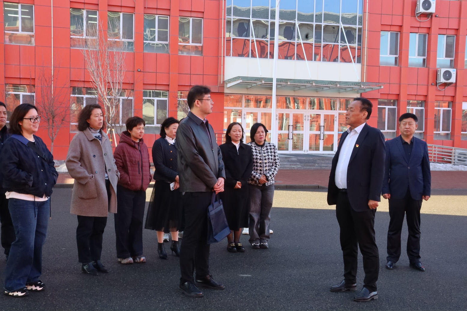 东城街道“两代表一委员”调研组赴新疆石河子职业技术学院开展专题调研