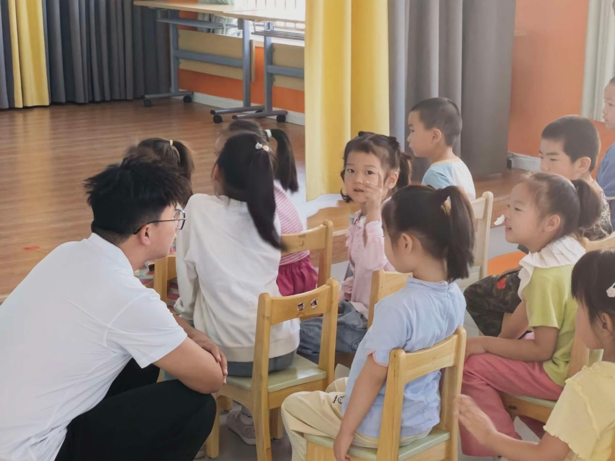 我校“语助石城”宣讲团赴第五幼儿园开展勤俭节约宣讲活动